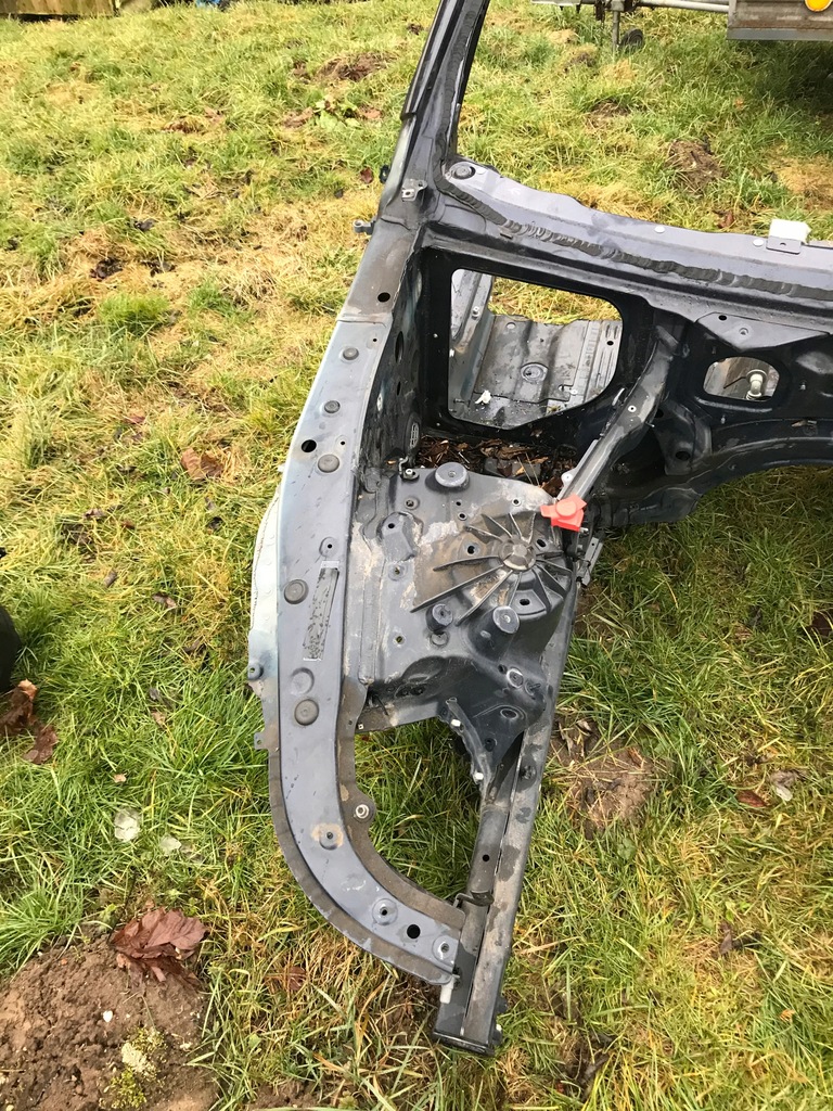 фото №1, Bmw 5 f10 f11 лонжерон подкрылок четверть правая