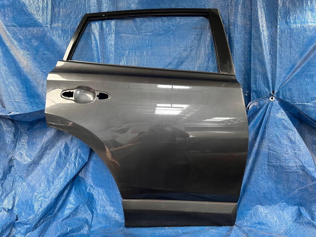фото №1, Toyota rav-4 rav4 13-18 правое задние дверь