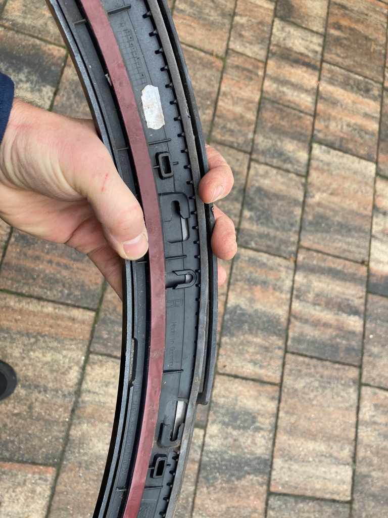 фото №10, Audi q2 молдинг крыла правый задняя