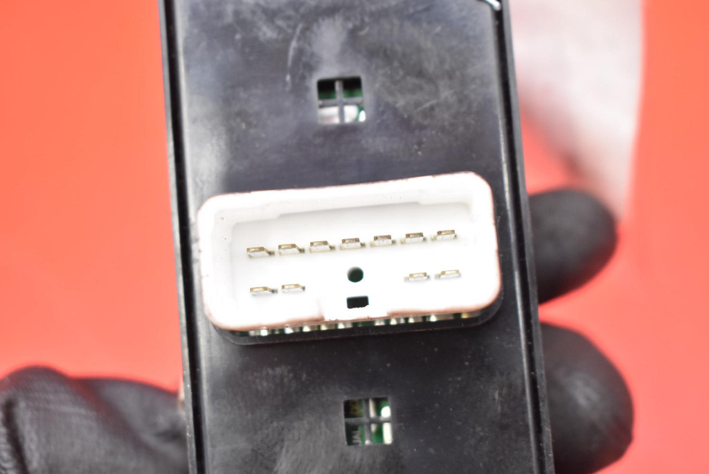 фото №7, Панель управление окон eu 93570-26000 hyundai santa fe 1 i 00-04