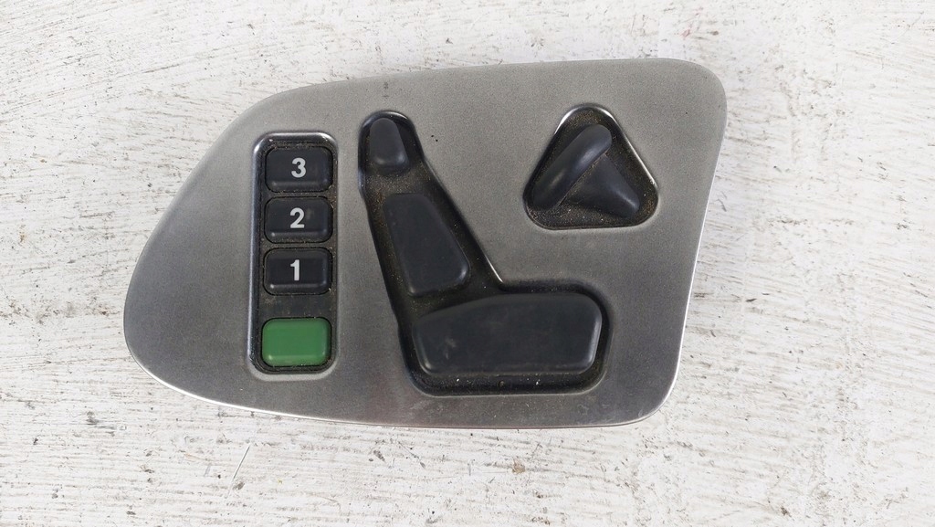 фото №1, Mercedes w210 панель регулировки сиденье