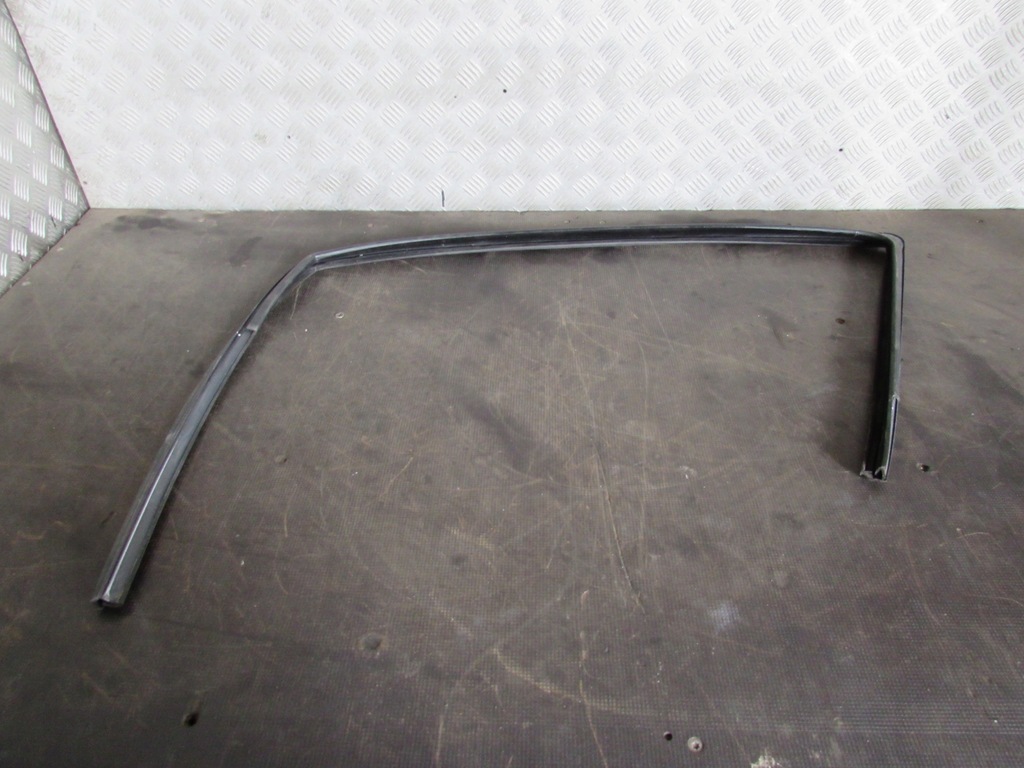 фото №5, Прокладка правый перед 13290344 opel astra h 04-14r.hb 5d