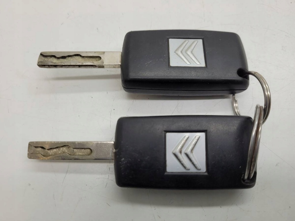 Замок зажигания ключ pilot вкладка замка citroen c4 grand picasso 36410600 в Украине