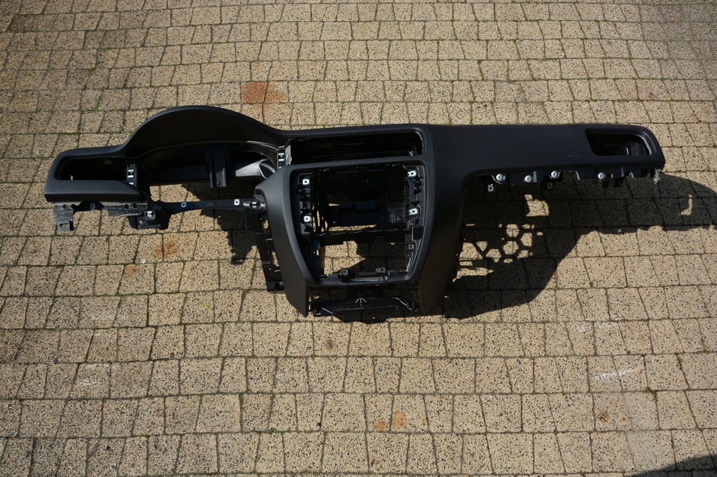 фото №1, Панель приладів приладова консоль vw jetta 5c6