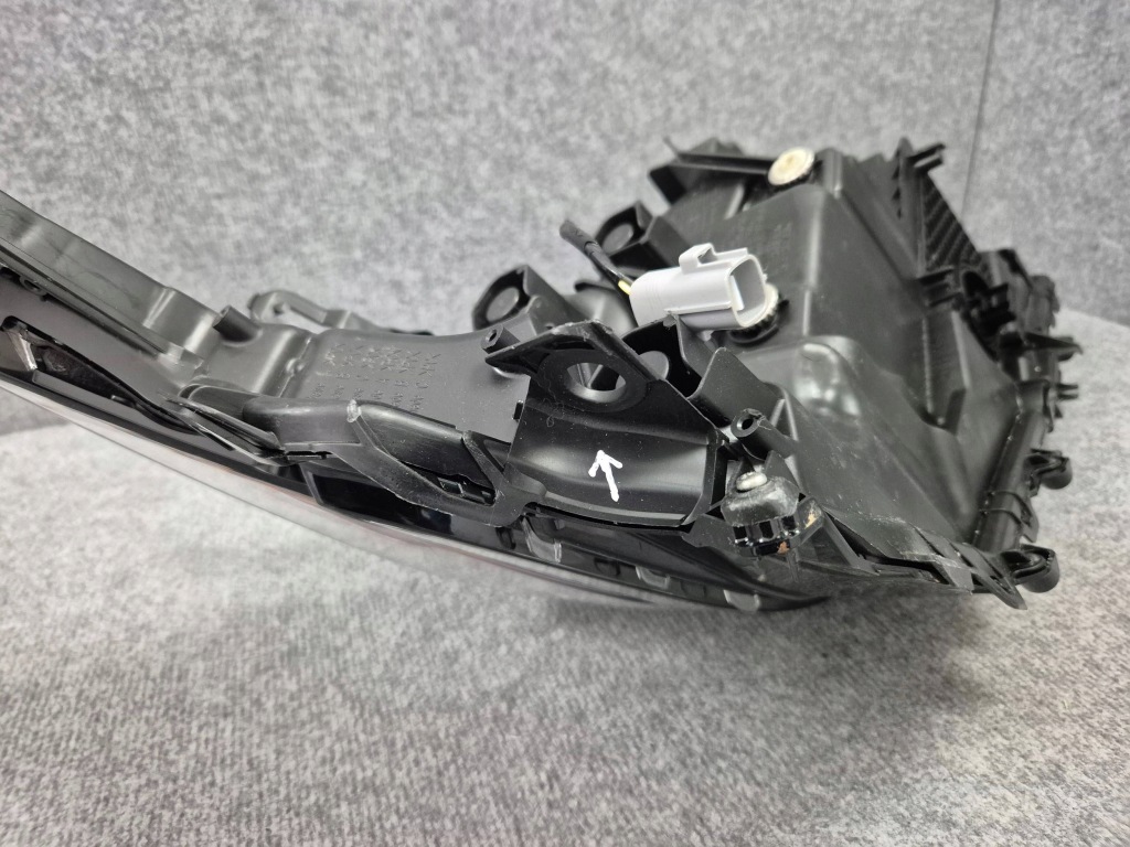 Фара фара передняя перед левая - lexus es vii full led 2018- Доставка