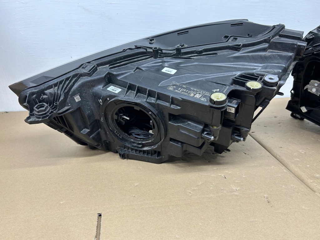 Купить Фонари левая правый  audi q3 83a full led