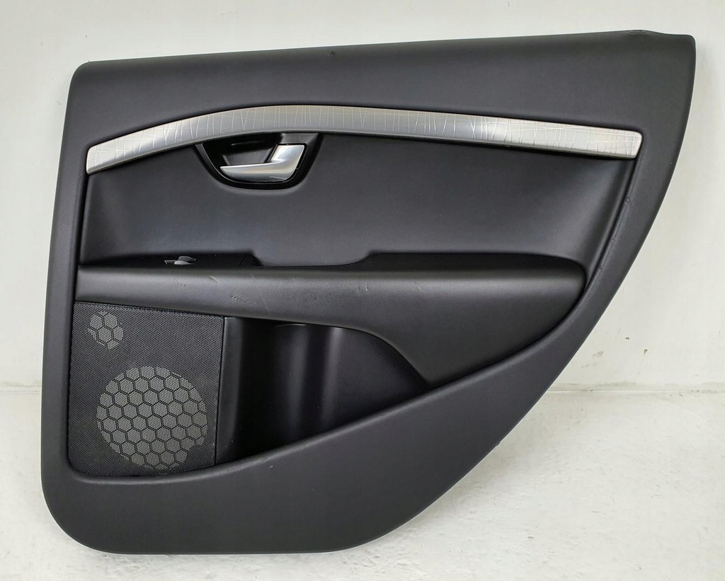 фото №1, Обивка обшивка дверь правый задняя volvo xc70 ii