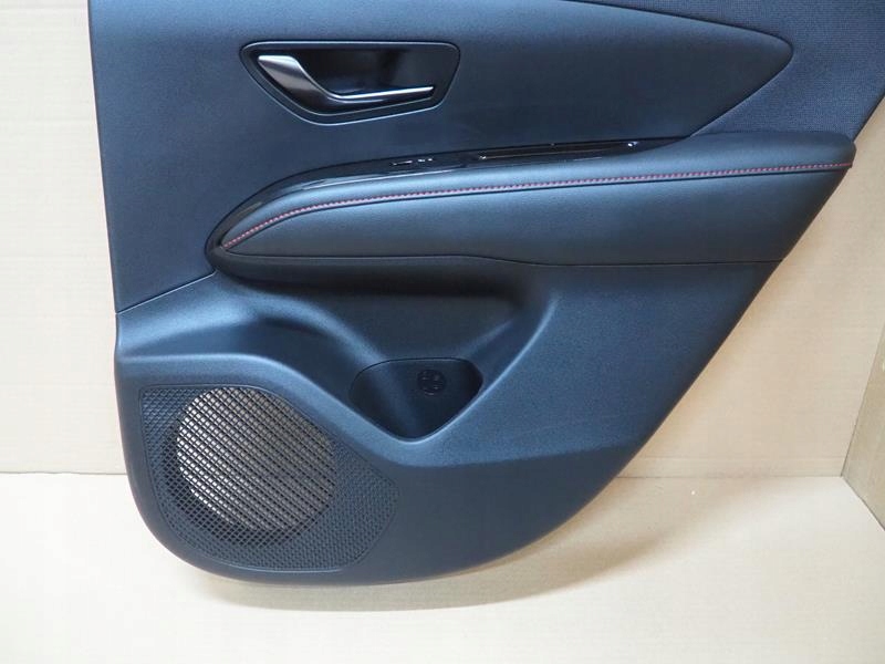 фото №2, Оббивка двері правих задніх задня hyundai tucson iv