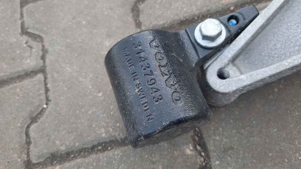 фото №3, Кронштейн кронштейн заднього міст 31492866 volvo xc90 ii xc60 ii