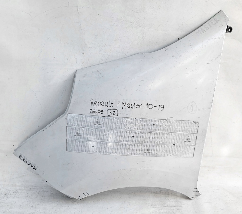фото №2, Крыло правый / левый renault master 10-