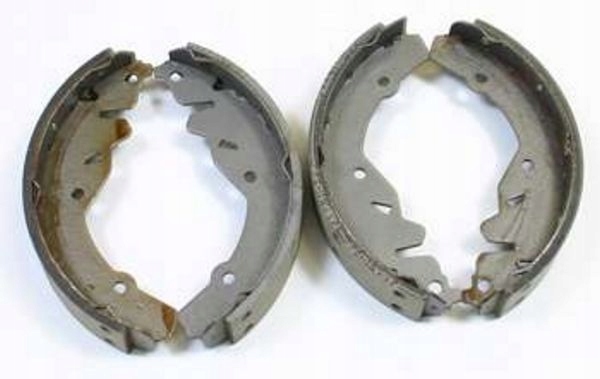 фото №1, Chrysler sebring 96-00 pt cruiser 2001-04 гальмівні колодки задня гальмівні барабани гальмо робочий
