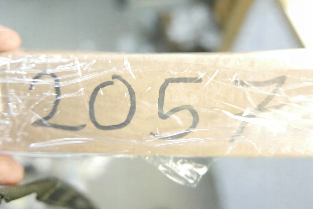 фото №6, Болт крила mustang kuga m6x14mm 4727217