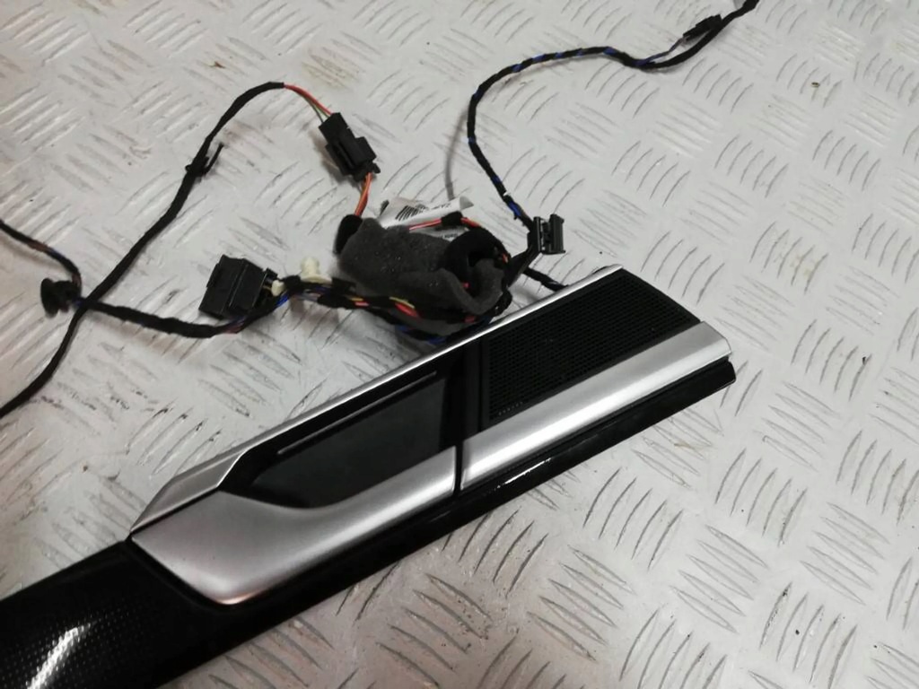 фото №5, Молдинг dekor дверь левый задняя vw arteon lift led