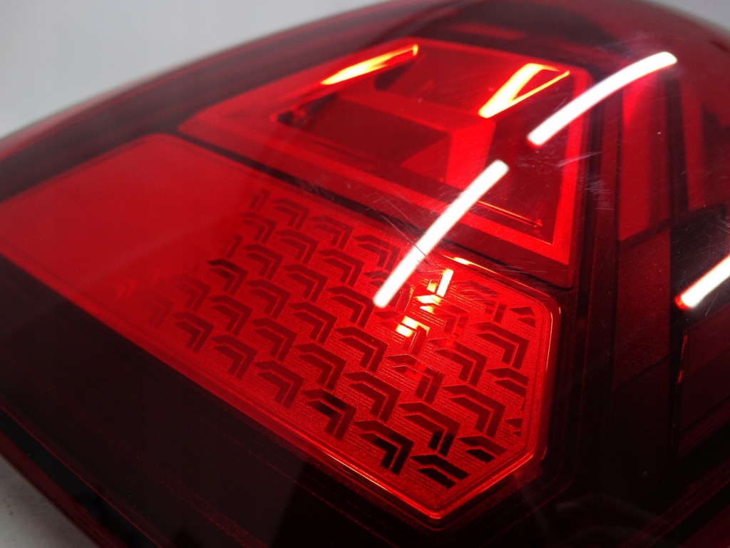 Купить Audi q7 2 рестайлинг  20-24 фара задняя левая led 4m0945307 оригинальная европа