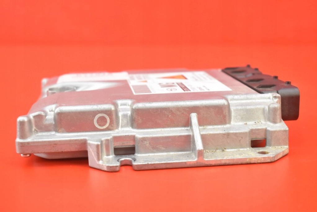 фото №5, Блок управления бортовой компьютер двигателя 22611ap590 subaru outback iii 2.0 d 150 km 03-09