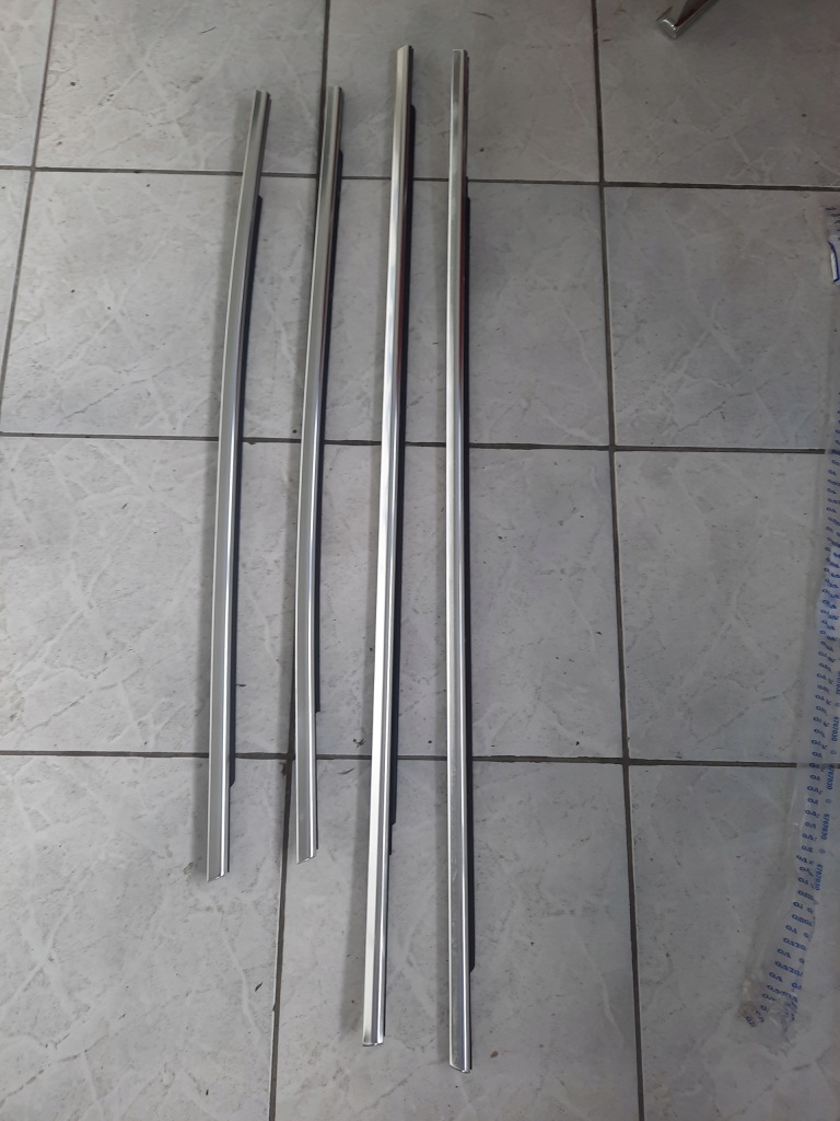 фото №3, Молдинг parapetu дверь volvo v40 перед правый