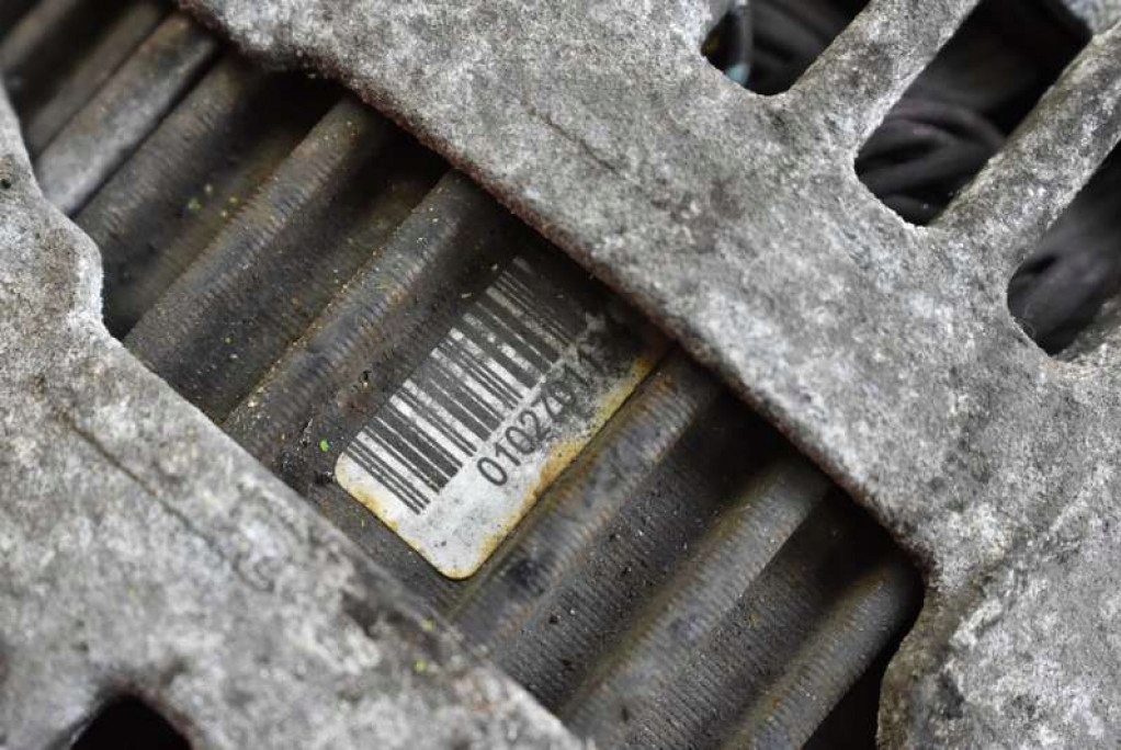 Купити Генератор v757565080-01 mini cooper one r56 1.4 16v 95 km 06-15