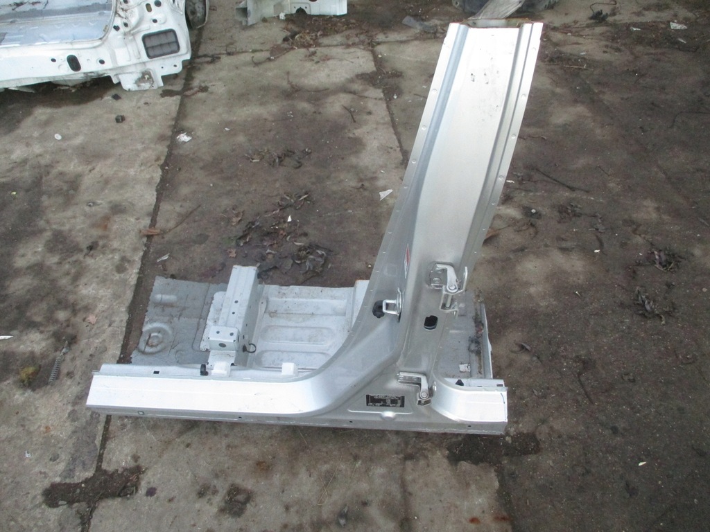 фото №1, Suzuki sx4 s-cross порог левый 13-19 rok zcc