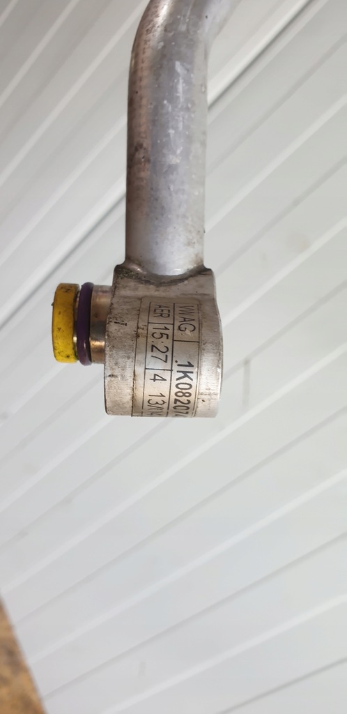 фото №5, Шланг кондиціонера vw golf v 1,6 1k0820743a