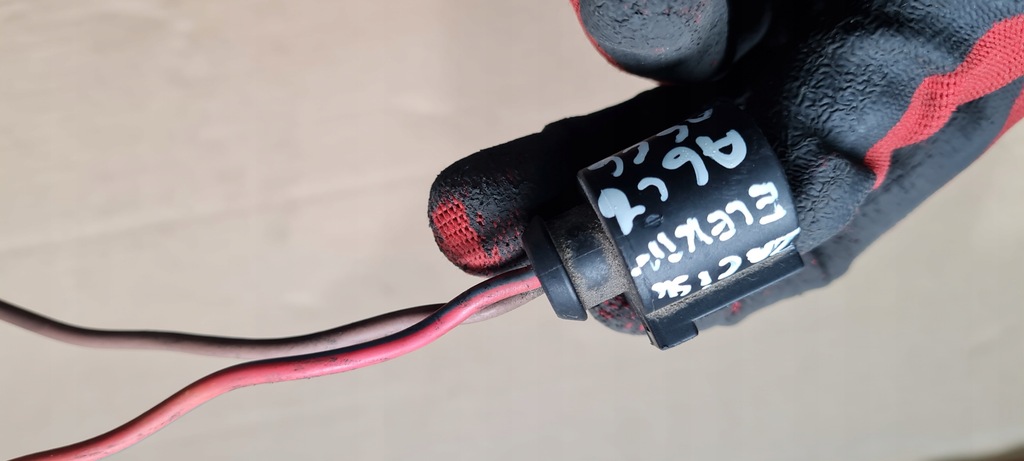 фото №15, A6 c7 4g штекер колодка соединитель суппорт 1j0973752 s4 b8 a5 q5 sq5