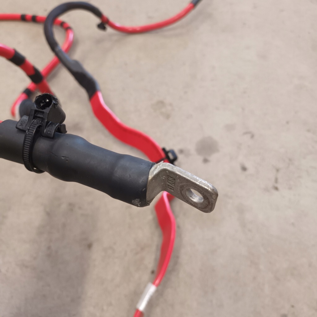 Audi a5 18- шланг аккумулятор клемма 8w1971225aa америка Киев