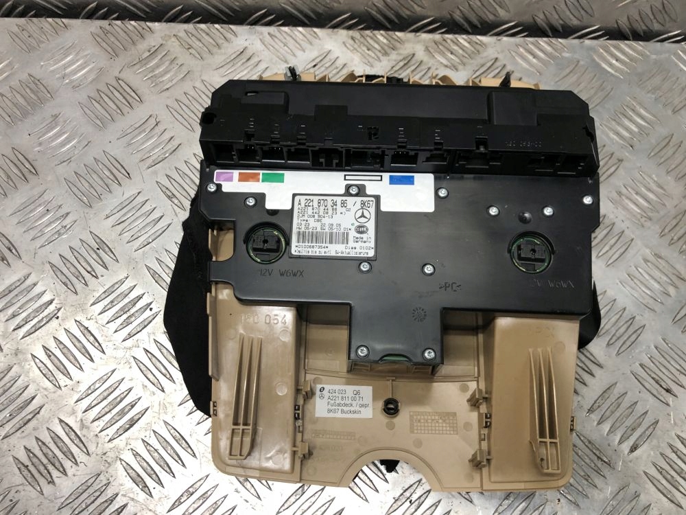 фото №2, Mercedes w221 лампа освітлення кабіни