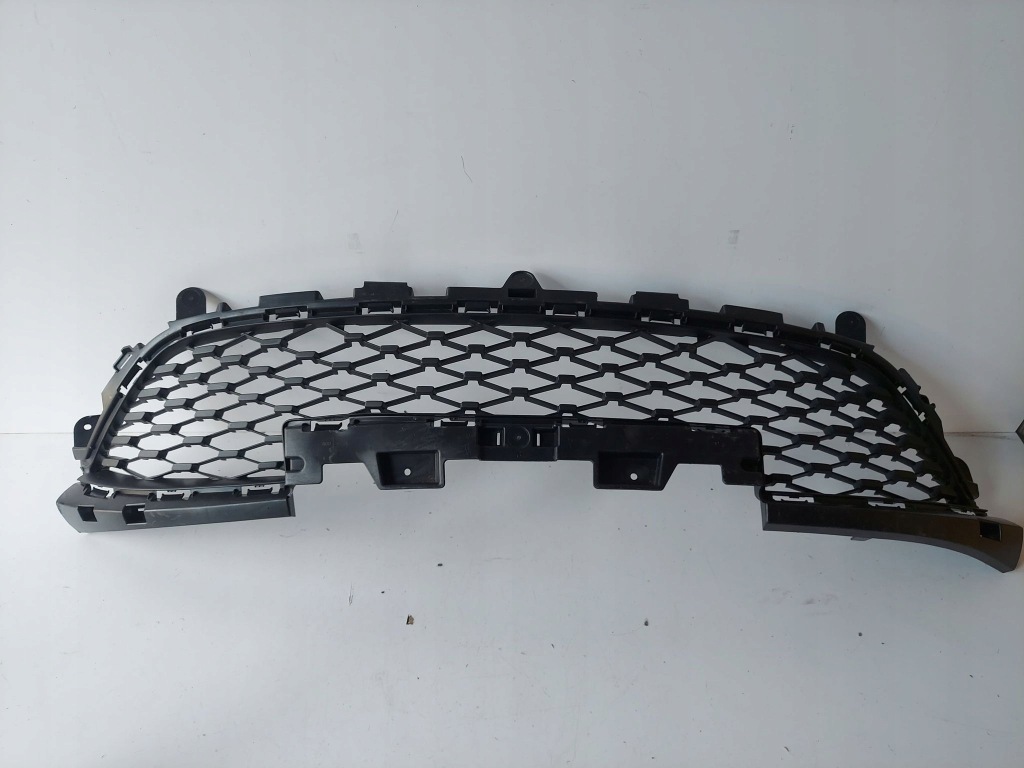 фото №1, Renault zoe lift ii решітка бампера середня