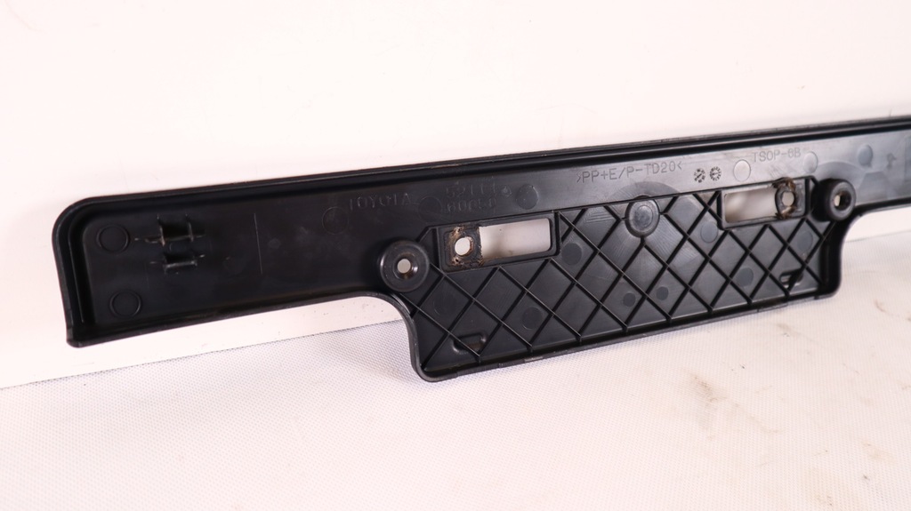 фото №6, Toyota land cruiser 200 подкладка рамка pod номерной знак 52114-60050