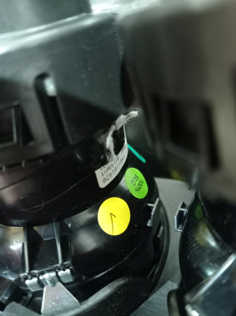 фото №12, Giulia молдинг консоли центральной 156108908