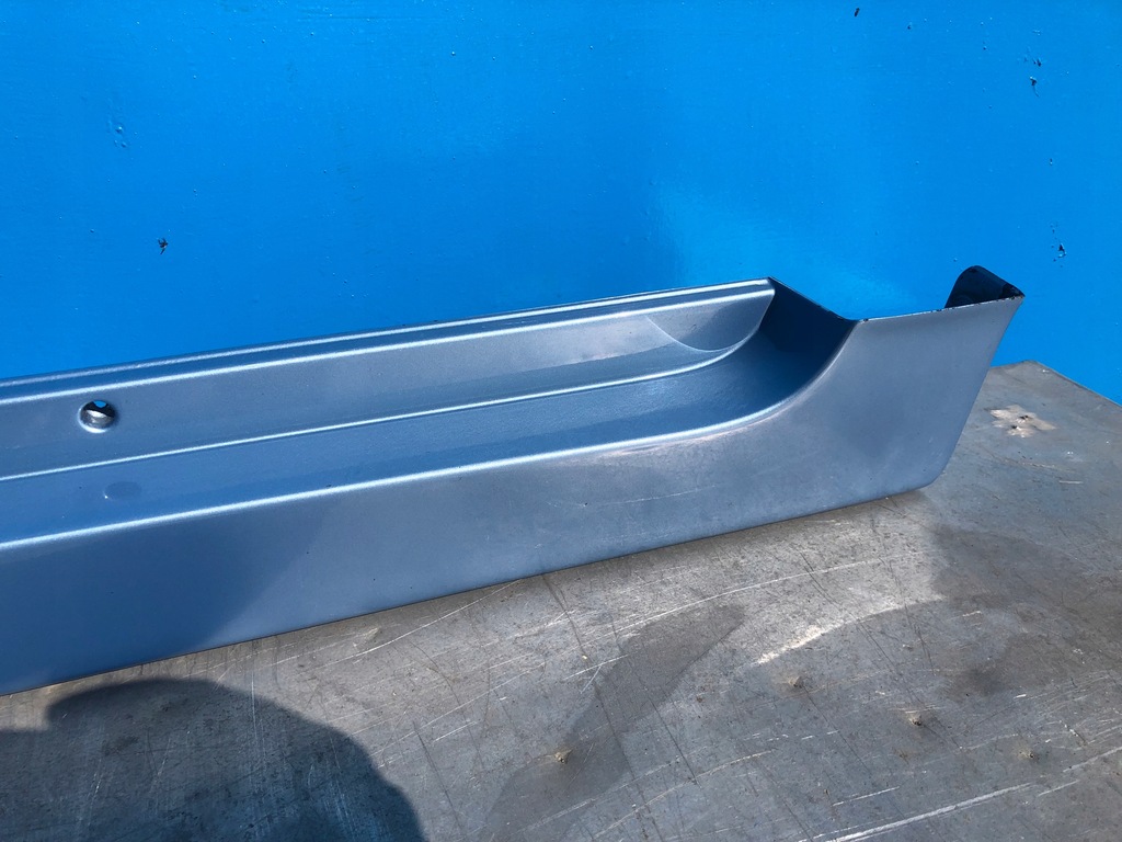 фото №5, Toyota prius iii правая молдинг накладка порог 8w1