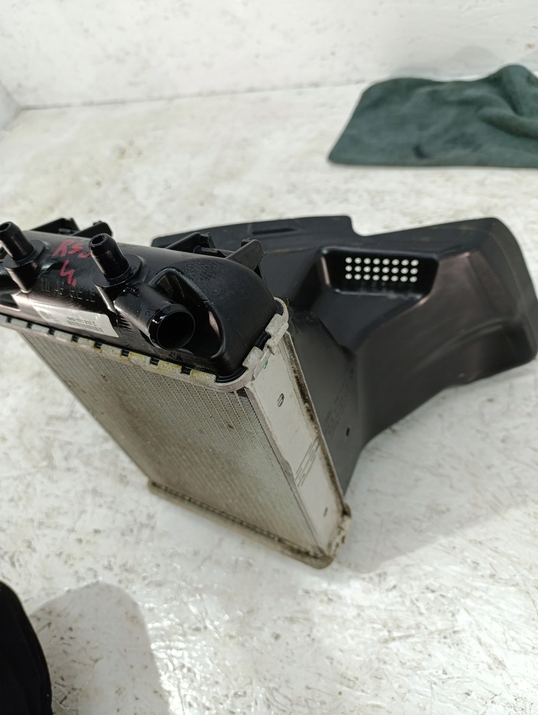 фото №13, Audi rs3 8v rs4 радиатор дополнительная wody оригинал демонтаж 8k0121212c