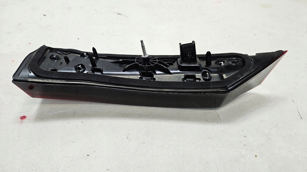фото №7, Лампа права задня задня w кришка bmw x1 u11 h8946535609