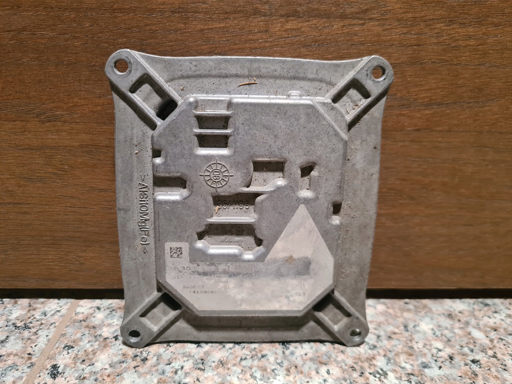 фото №1, Модуль led audi a4 8k0