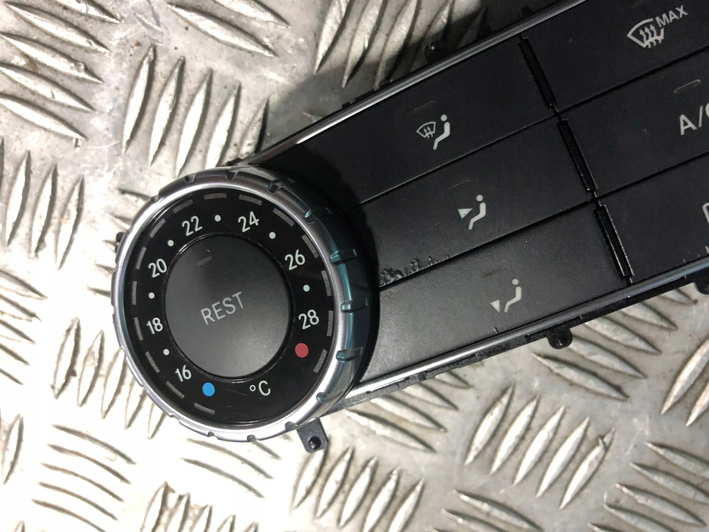 фото №2, Mercedes r172 slk панель кондиціонера обдув