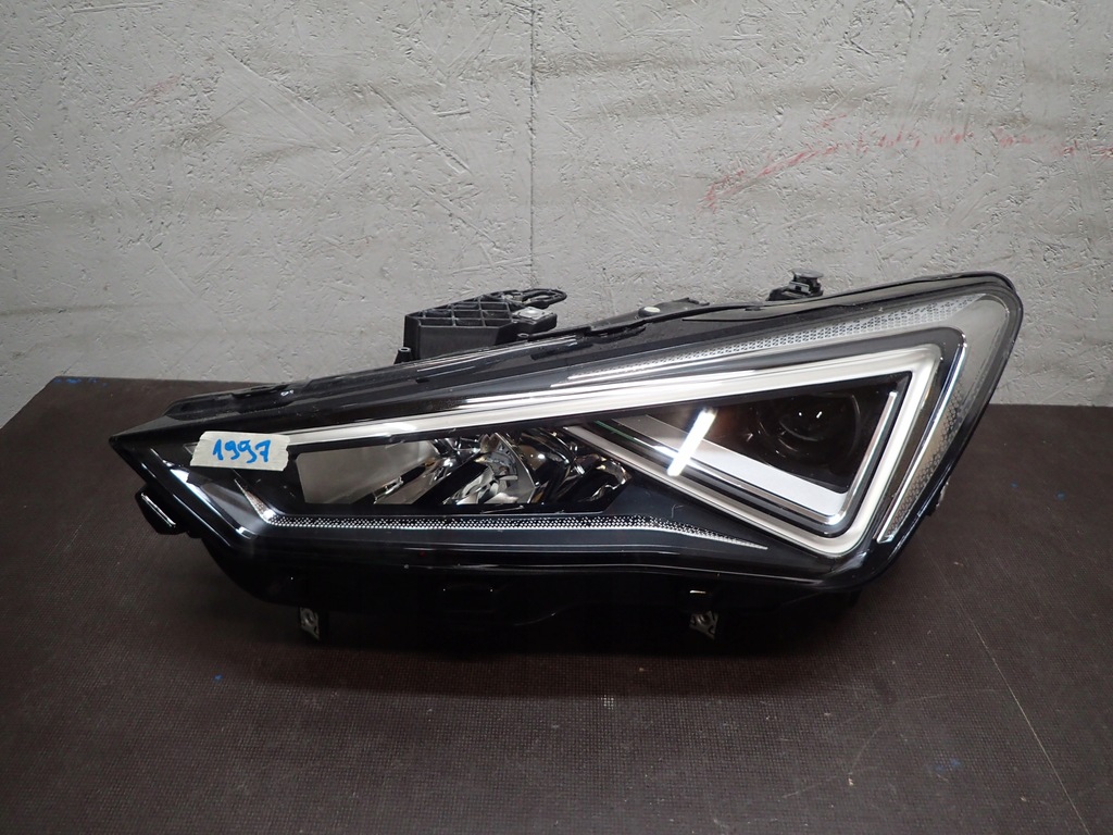 фото №1, Лампа перед левая seat tarraco leon iv 4 full led