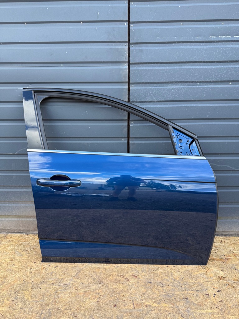 фото №1, Дверь правый перед передние renault megane iv terpr