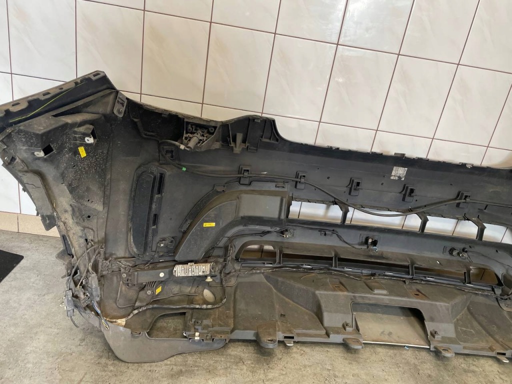 фото №4, Zaderzak перед land rover discovery 5 l462