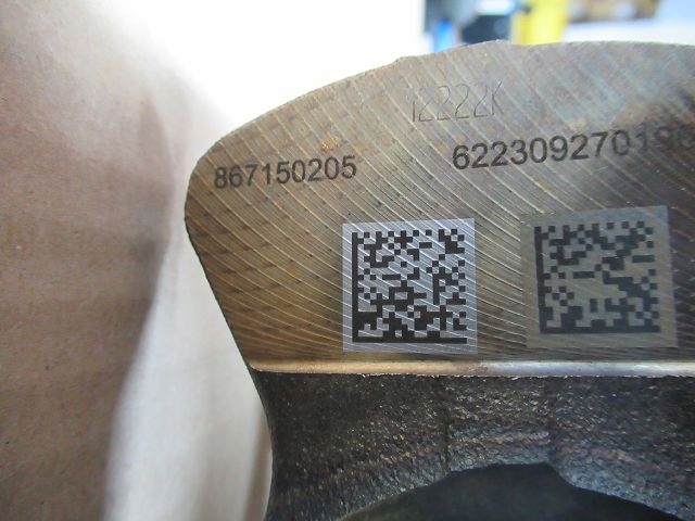 Wał коленчатый к 8671502 Доставка