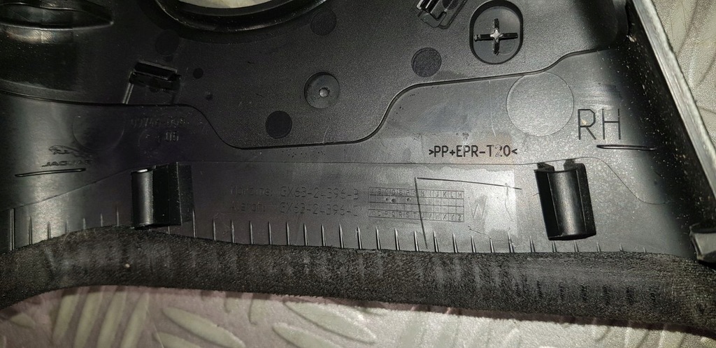 фото №9, Jaguar xf x260 r sport защита правая обшивка стойка b среднего alcantara