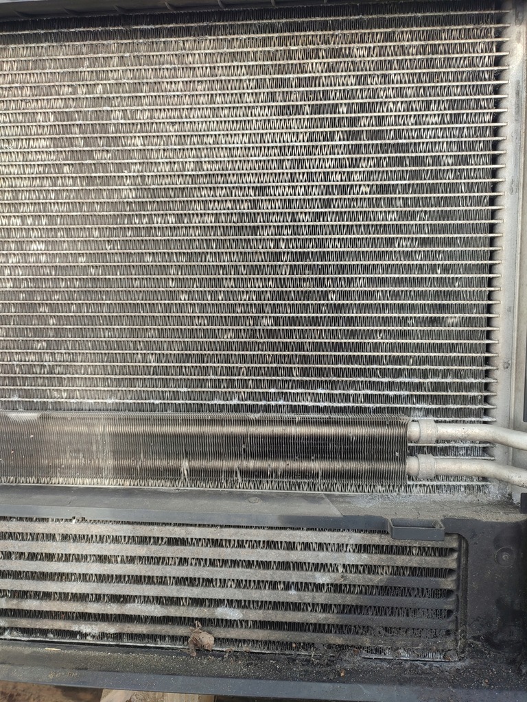 фото №11, Pas передний комплект радиатор bmw e60 e61 2.0d 2003-2010