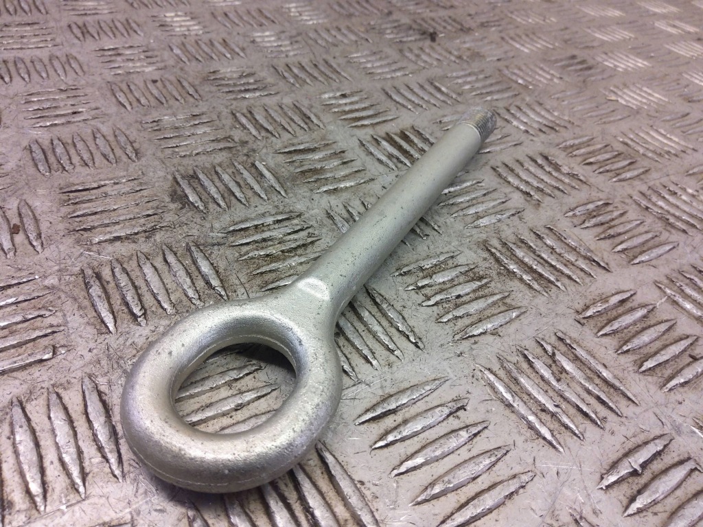 фото №1, Jeep renegade 2016 проушина буксировочный / крепление