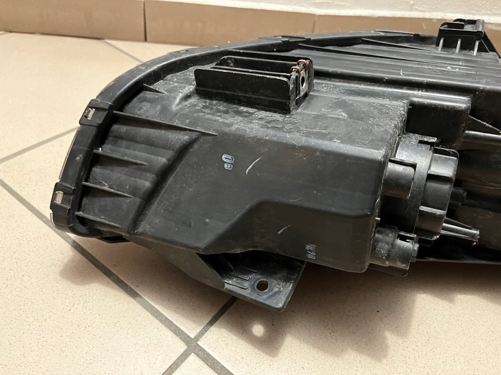 фото №10, Hyundai ix35 ix-35 09- лампа передняя перед левая 92101-2y000