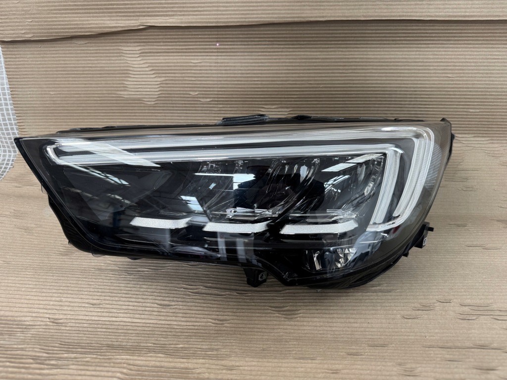 фото №1, Opel crossland ліва лампа full led