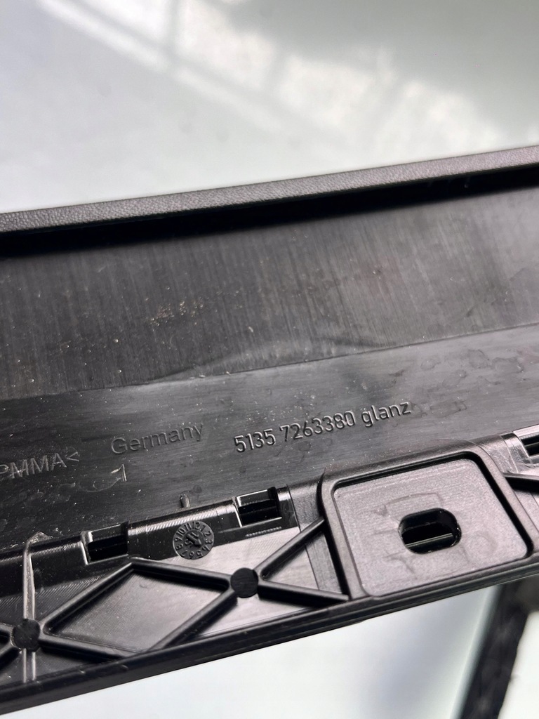 фото №8, Bmw 3 f30 f35 f31 --- молдинг скло задній 7263380