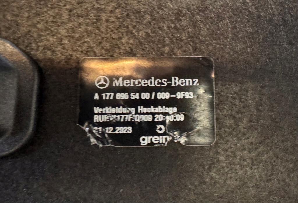 2023 mercedes a-klasa w177 2018-2026 полка багажника czarna оригинал с Разборки