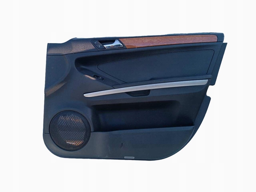 фото №1, Обивка дверь правый перед mercedes ml w164