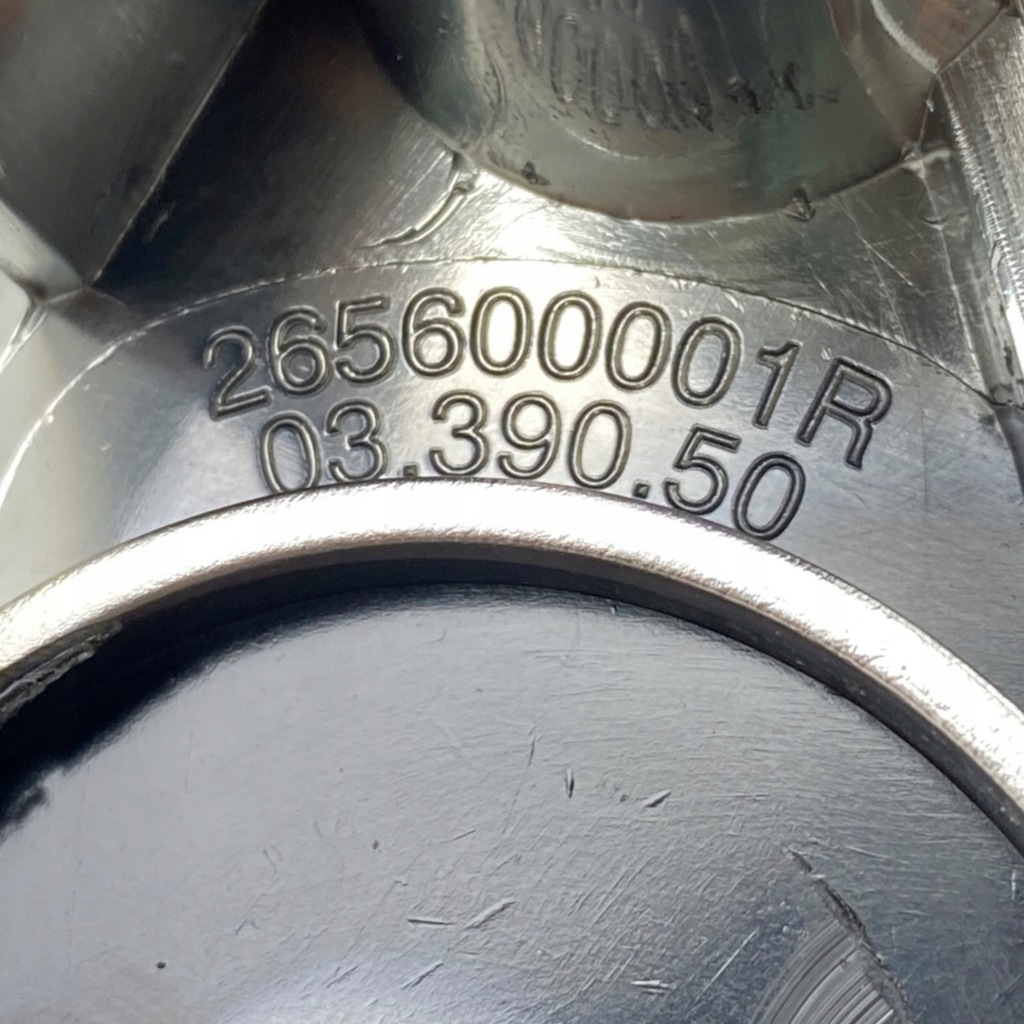 фото №14, Лампа правая задняя dacia duster i 265600001r