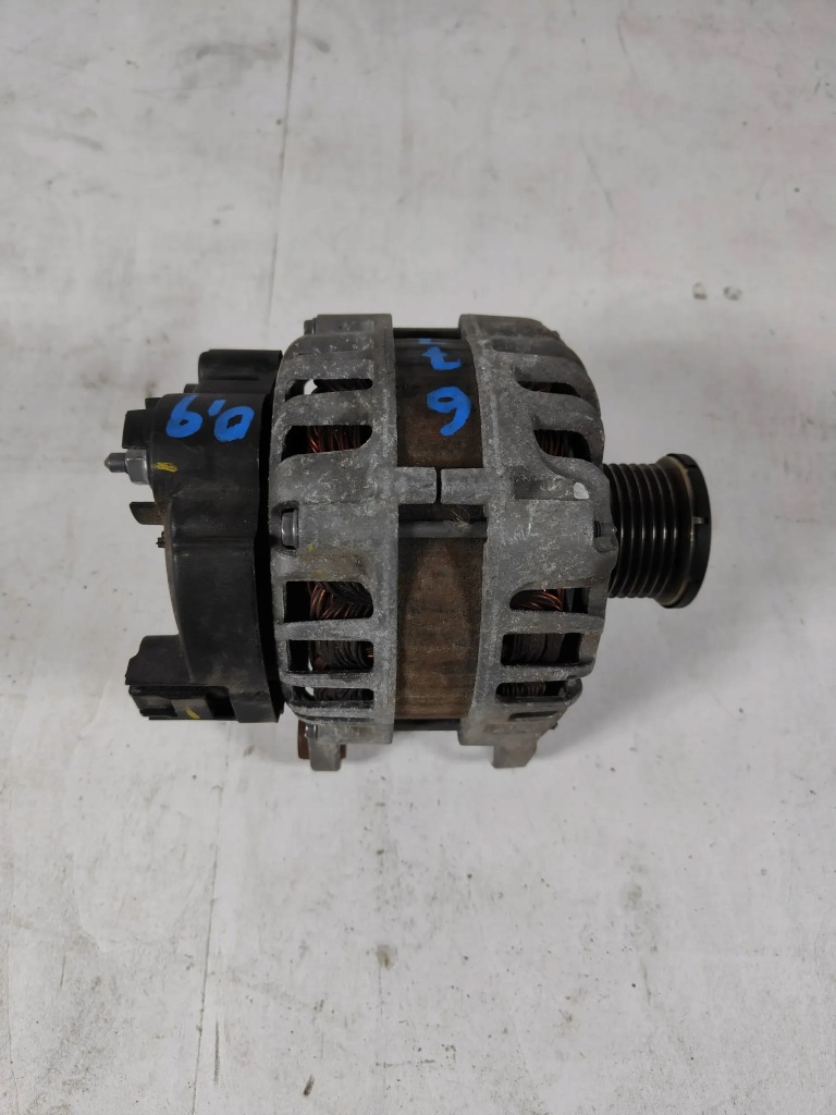 Купить Dacia duster рестайлинг  clio iv 0.9 1.2 tce генератор оригинал