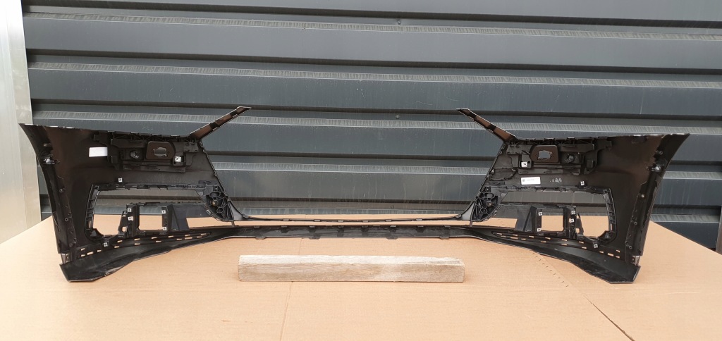 фото №7, Audi a8 d5 4n0 2019- бампер перед оригинал a130