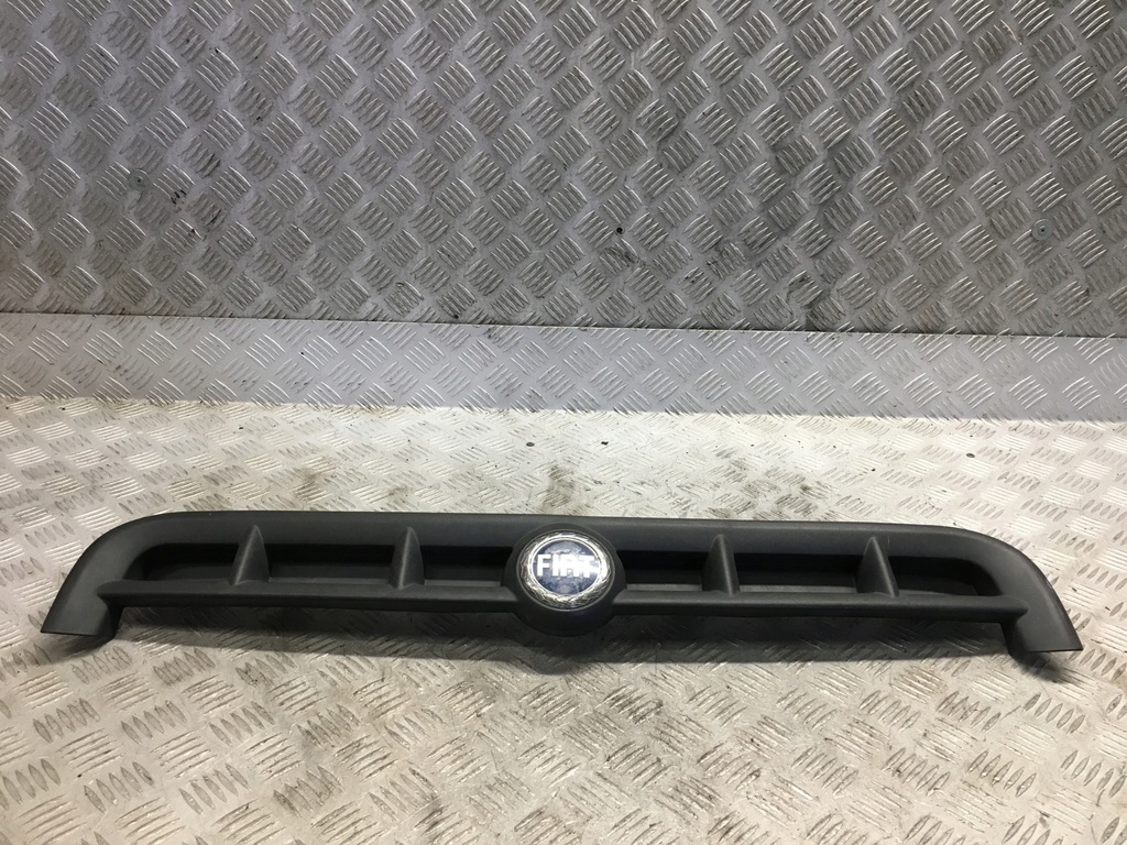 фото №1, Doblo i решётка радиатора решётка радиатора 735268388